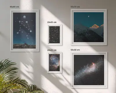 Kosmiske himmellandskaber billedsæt over sofa