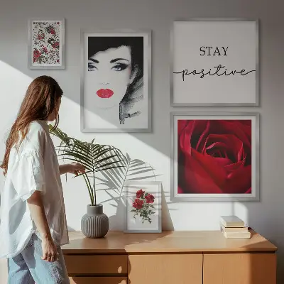 Billedsæt med kvindeportrætter vintage blomstermotiver til ophæng over sofa