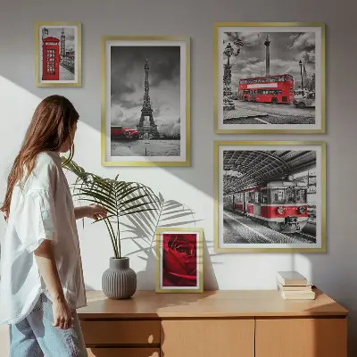 Billedsæt til vægophæng over sofa med arkitektoniske ikoner og køretøjer