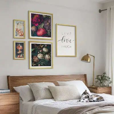 Billedkomposition til væg med blomstermotiverende slogans