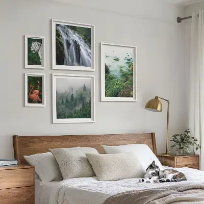 Billedkomposition til væg med natur, vilde dyr og landskaber