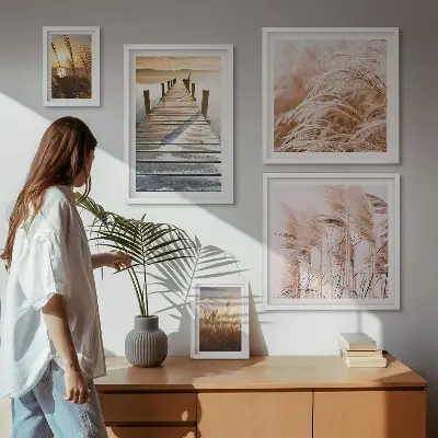 Billedsæt over sofa med fredelige naturmotiver