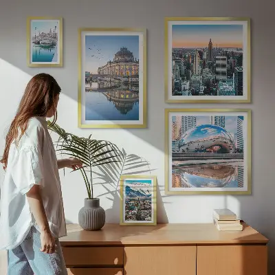 Billedkomposition til væg med bylandskaber, arkitektur og natur