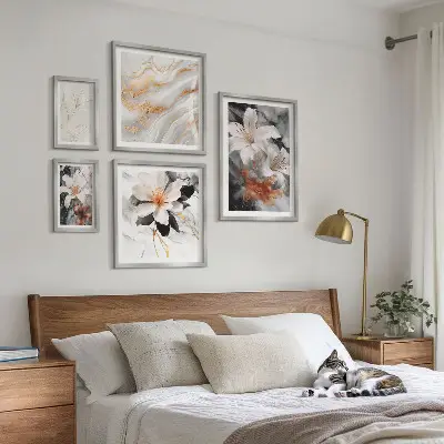 Billedkomposition til væg vægdekoration med elegant blomstermotiv i marmorstil