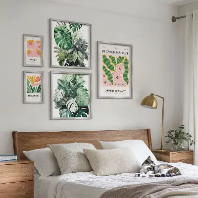 Billedkomposition til væg med plantemotiver i boho-stil