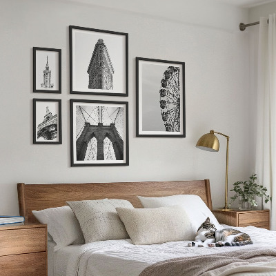 Billedsæt over sofa Sort og hvid storbyarkitektur