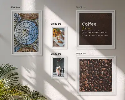 Billedkomposition til væg med motiv af kaffe og slik i rustik stil