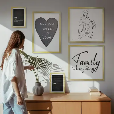 Billedkomposition til væg med temaet familieværdier, kærlighed og nærhed