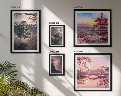 Billedkomposition til væg med japanske landskaber og kirsebærtræer