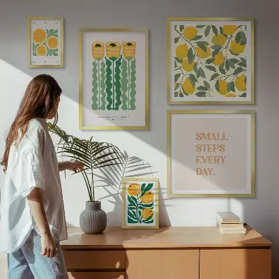 Billedkomposition til væg med blomster, citrusfrugter og positive slogans