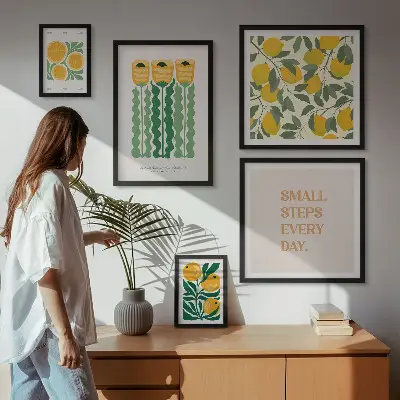 Billedkomposition til væg med blomster, citrusfrugter og positive slogans