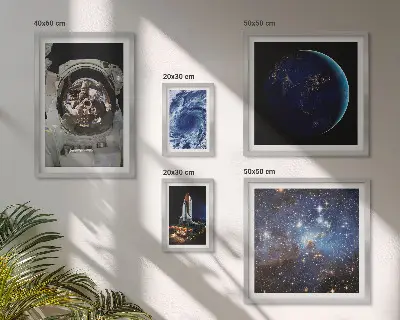 Astronauternes rumopdagelser billedsæt over sofa