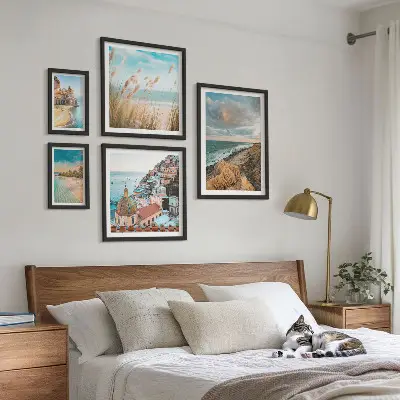 Billedkomposition til væg med motiv af strandlandskaber i verden