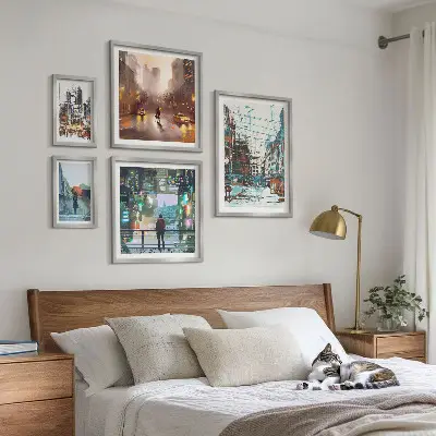 Billedsæt af moderne bylandskaber til ophængning over sofaen