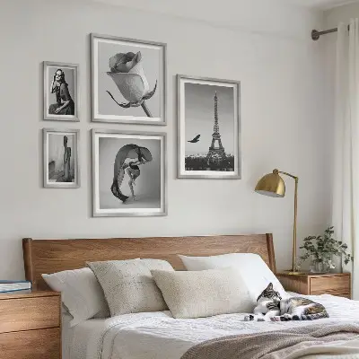 Billedkomposition til væg stilfuldt Paris motiv i sort-hvid