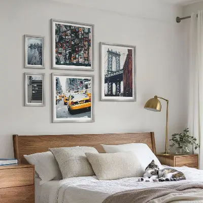 Charmerende udsigt over New York billedsæt over sofa