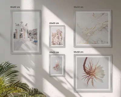 Billedkomposition til væg med motiv af stilfuld arkitektur og natur