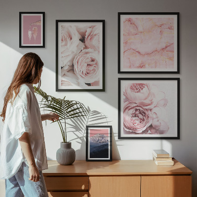 Billedkomposition til væg Elegant accent med lyserøde blomster