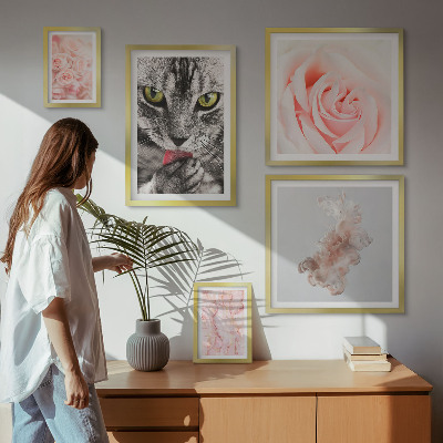 Billedkomposition til væg Katte roser sarte nuancer