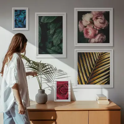 Billedkomposition til væg med planteblomstermotiver