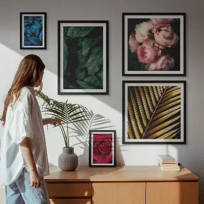 Billedkomposition til væg med planteblomstermotiver