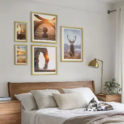 Vægdekoration med naturmotiv harmonisk billede af vilde dyr