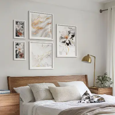 Billedkomposition til væg med blomster i marmor-elegance