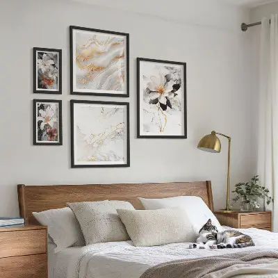 Billedkomposition til væg med blomster i marmor-elegance