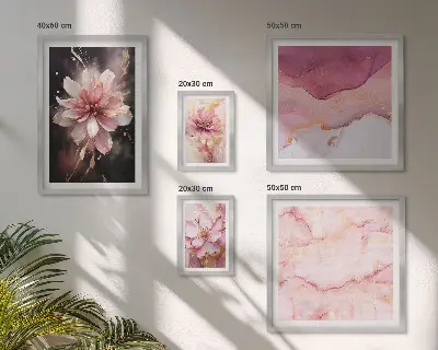 Billedkomposition med lyserøde blomsterarrangementer til væg