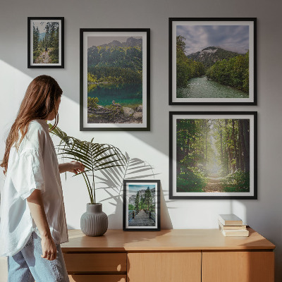 Billedsæt over sofa Bjerglandskaber og skovstier
