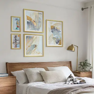 Billedkomposition til væg med moderne plantemotiver