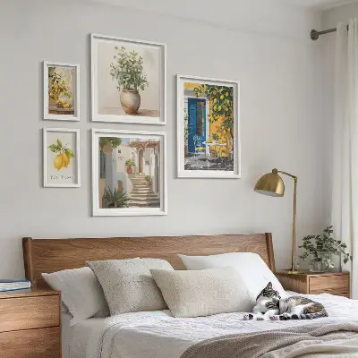 Billedkomposition til væg med inspiration i citrusstil