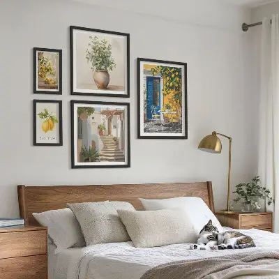 Billedkomposition til væg med inspiration i citrusstil