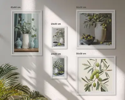 Billedsæt over sofa med grønne olivenblomster i skandinavisk stil