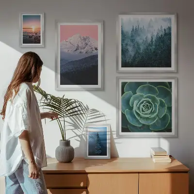 Billedkomposition til væg med landskaber af bjerge og hav i boho-stil