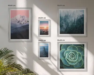 Billedkomposition til væg med landskaber af bjerge og hav i boho-stil