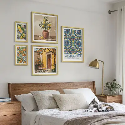 Billedsæt over sofa med italienske citrusfrugter i middelhavsstil