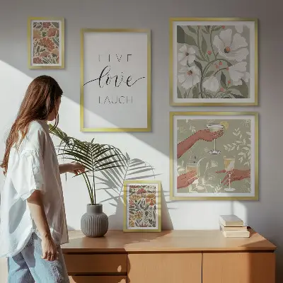 Billedkomposition til væg med stilfulde blomstergrafik-slogans