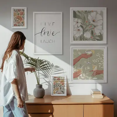 Billedkomposition til væg med stilfulde blomstergrafik-slogans