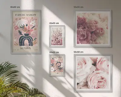 Billedkomposition til væg med blomsterdekorationer i boho-stil