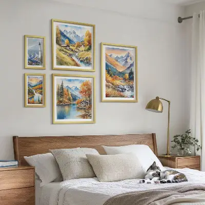 Fyrtårn i bjergfloder billedsæt over sofa