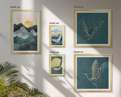 Billedsæt til væg over sofa med stilfuldt motiv af bjerge, fugle og sol
