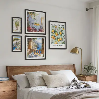 Billedsæt over sofa med citrusinspirationer fra Provence