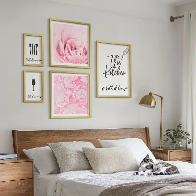 Billedsæt til væg over sofa vægdekoration med blomstermotiv og roser