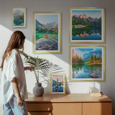 Billedkomposition til væg med bjerglandskaber, søer og skove