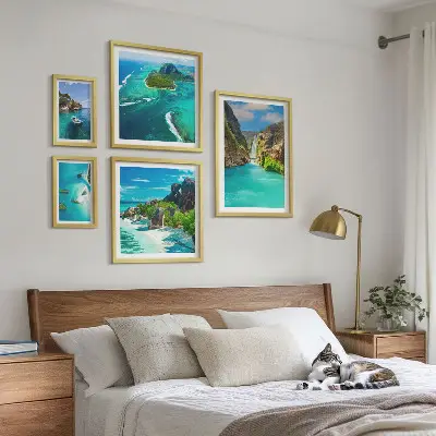 Billedsæt over sofa med tropiske vandfald og strande