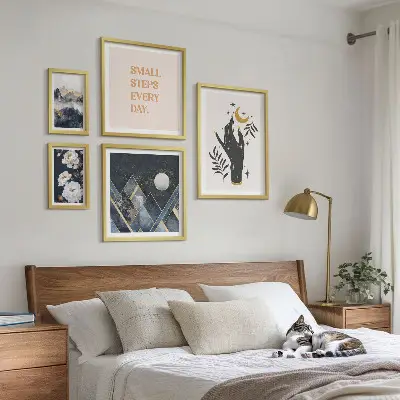 Billedsæt til væg over sofa i boho-stil med naturmotiver og citater