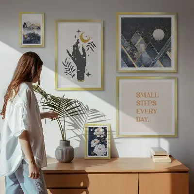 Billedsæt til væg over sofa i boho-stil med naturmotiver og citater