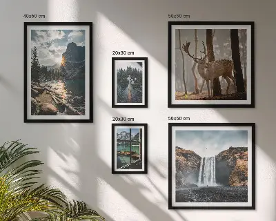Billedkomposition til væg med landskaber af natur, vandfald og fauna