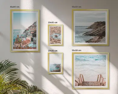 Billedsæt over sofa motiver af italienske byer, strande og afslapning